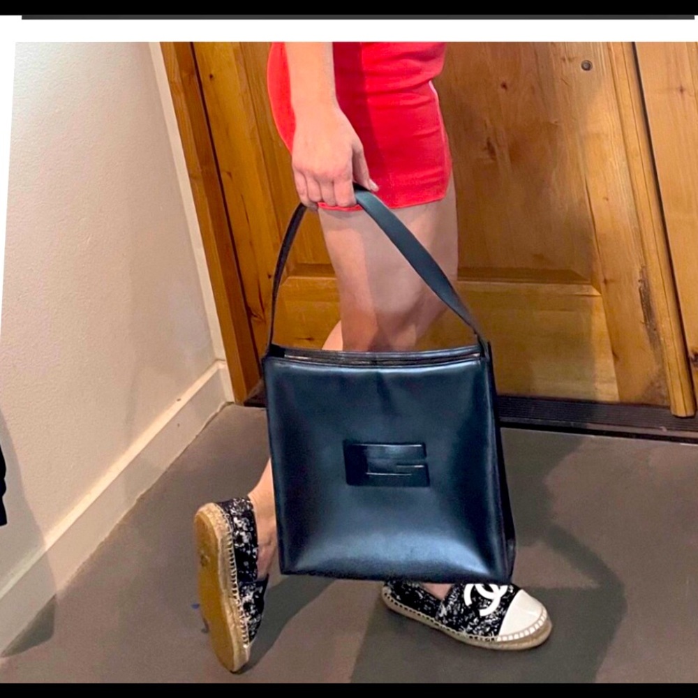 GUCCI Tom Ford Era vintage black leather G logo